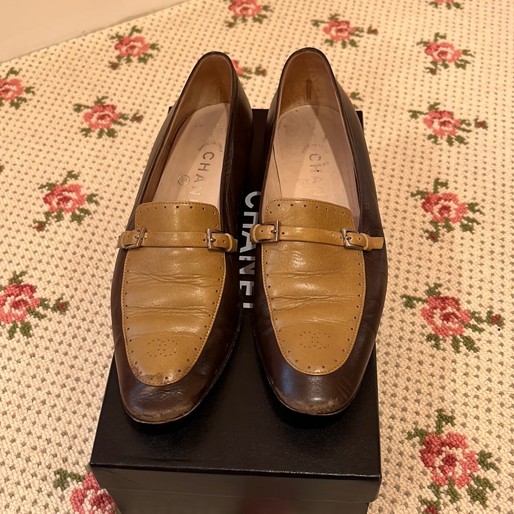 Chanel two tone Loafers